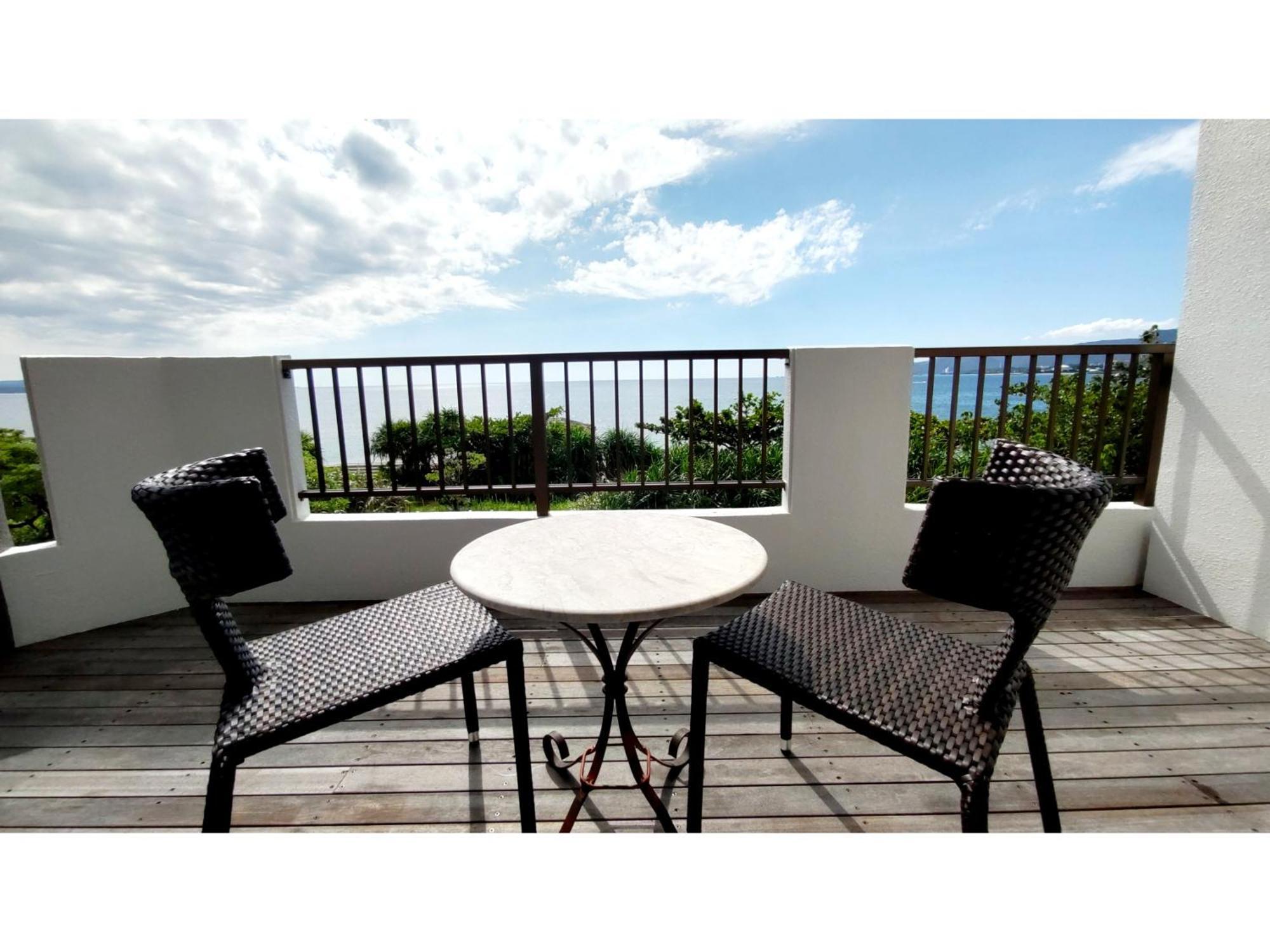Kariyushi Condominium Resort Sea Side House Nago Buitenkant foto