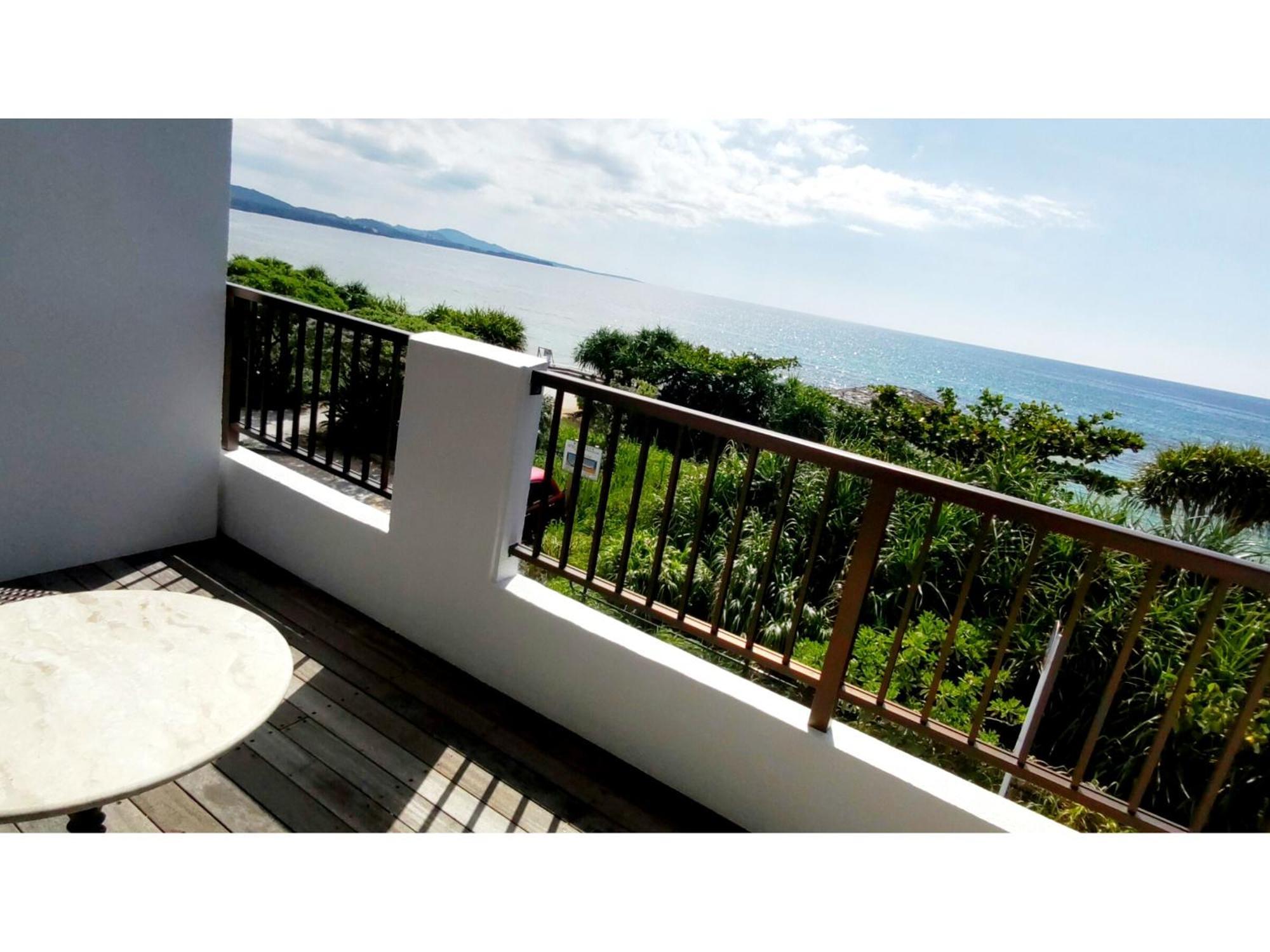Kariyushi Condominium Resort Sea Side House Nago Buitenkant foto